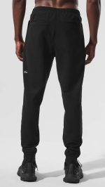 Conquer-Max-Performance-Jogger-M5226R-moda-uva-alo-ecuador-guayaquil-quito--